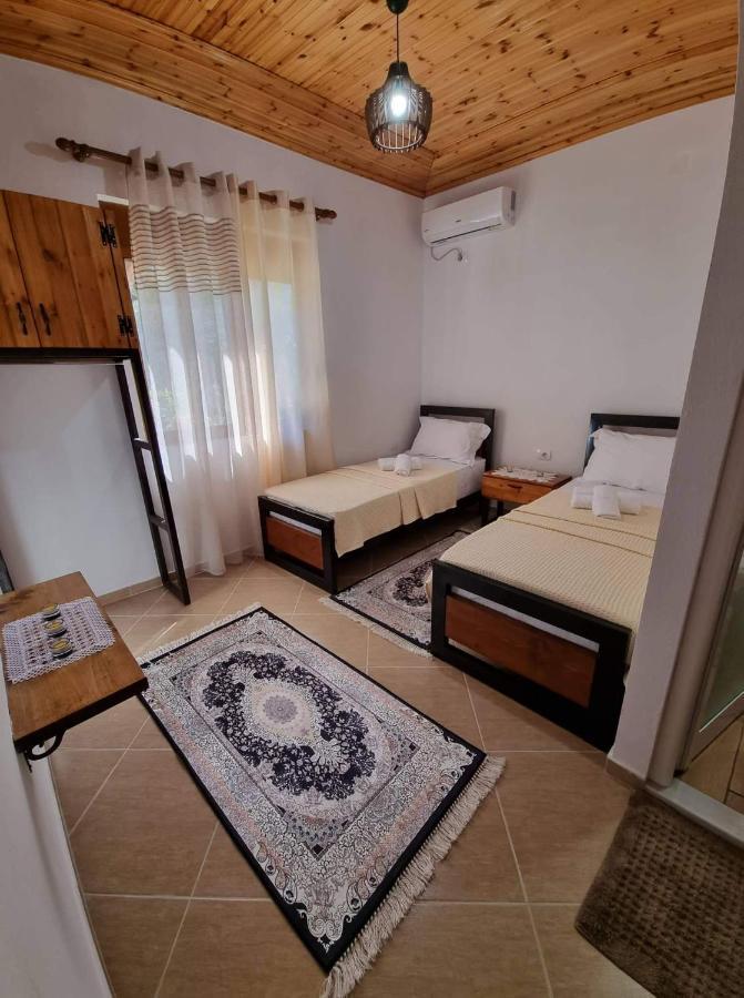 B Vishe Guest House Gjirokaster Exterior photo