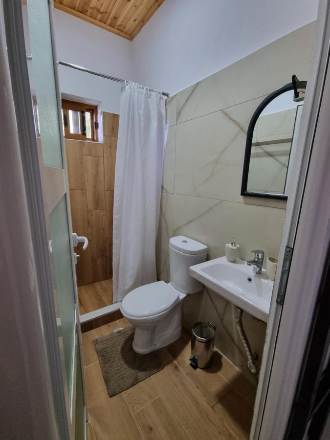 B Vishe Guest House Gjirokaster Exterior photo